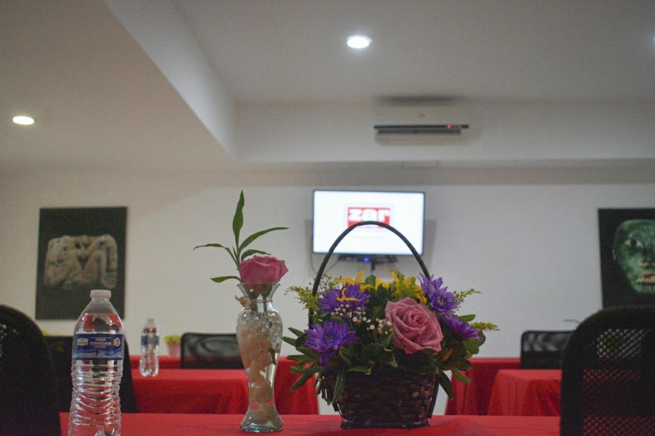 Zar Coatzacoalcos Hotel Buitenkant foto