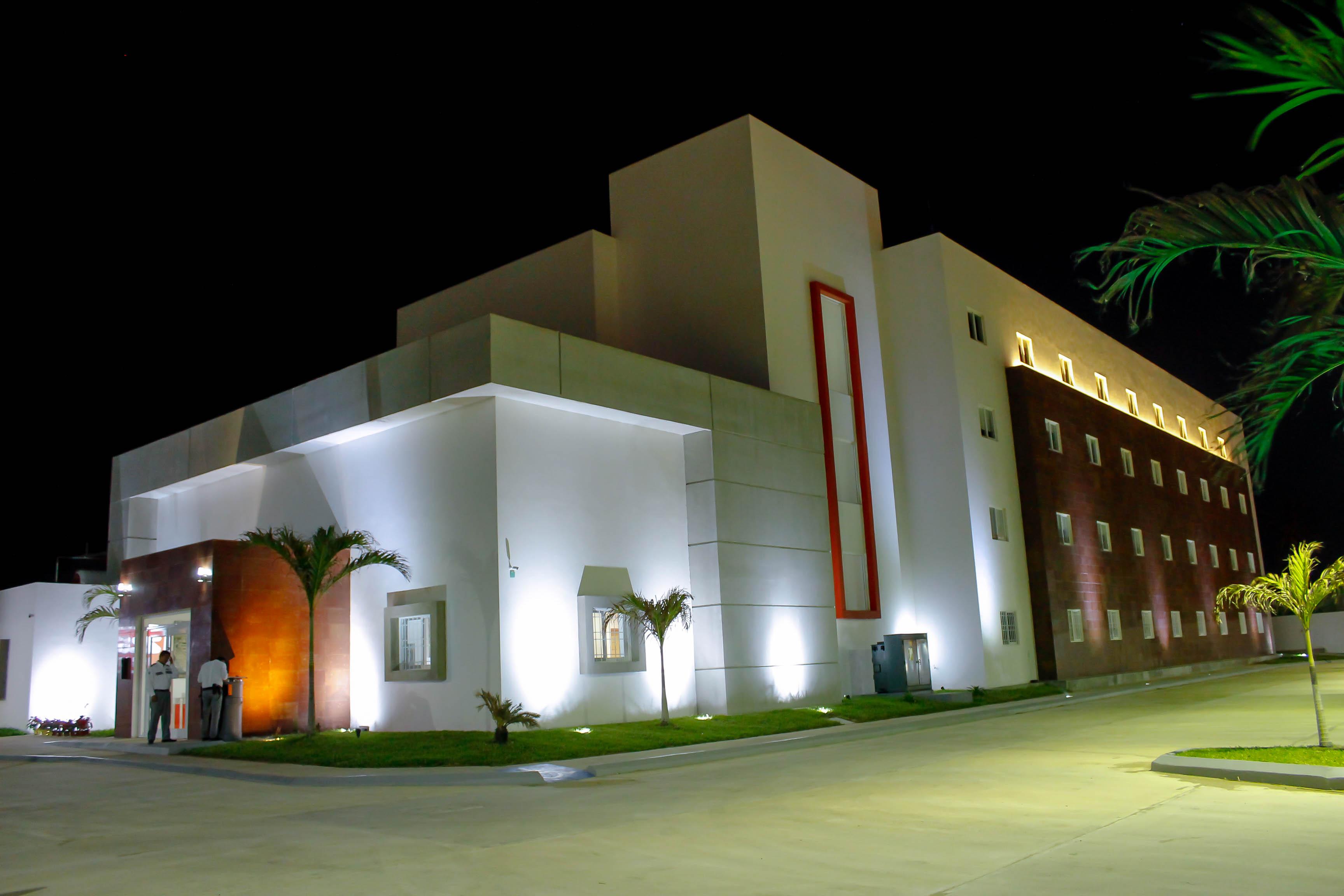 Zar Coatzacoalcos Hotel Buitenkant foto