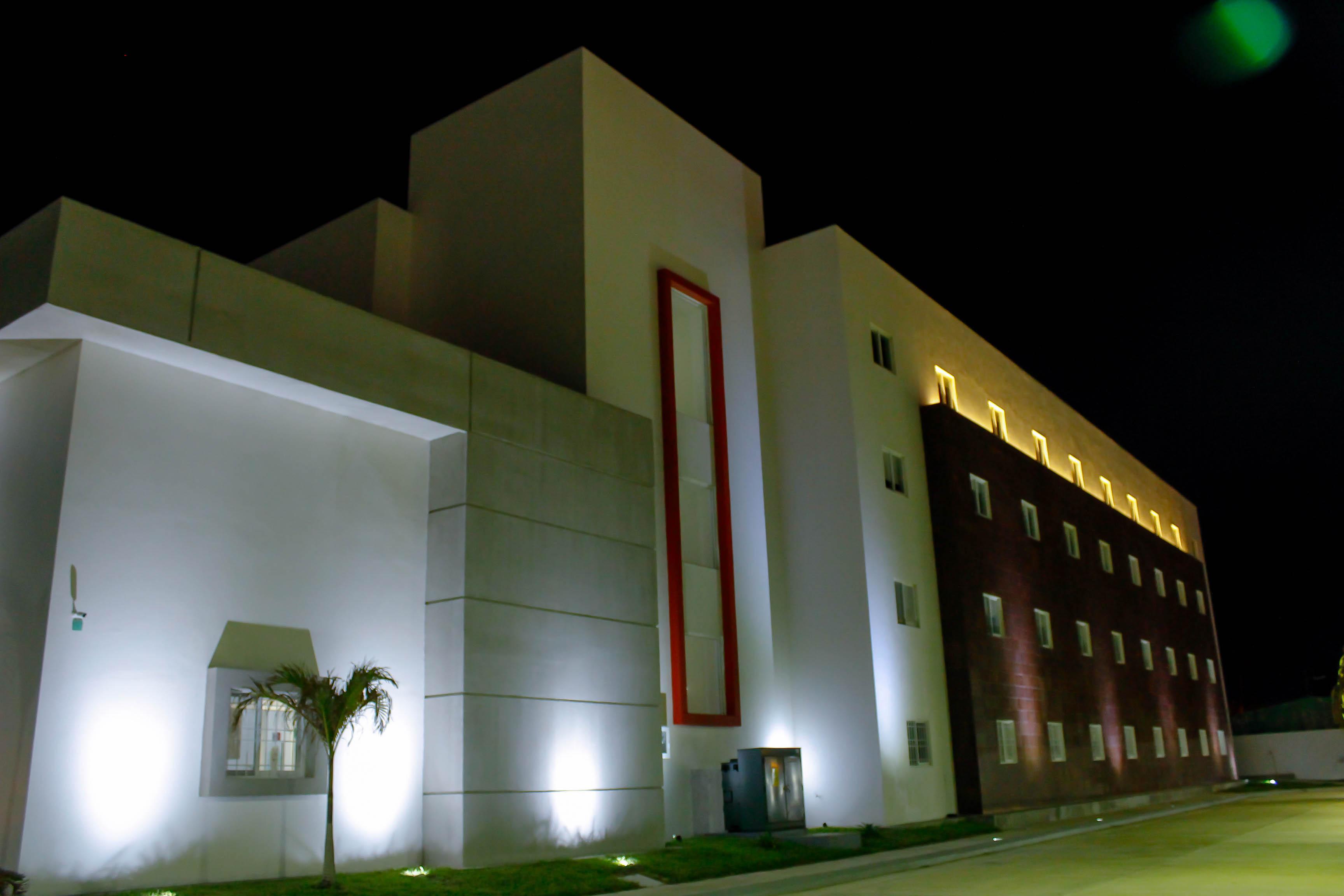 Zar Coatzacoalcos Hotel Buitenkant foto