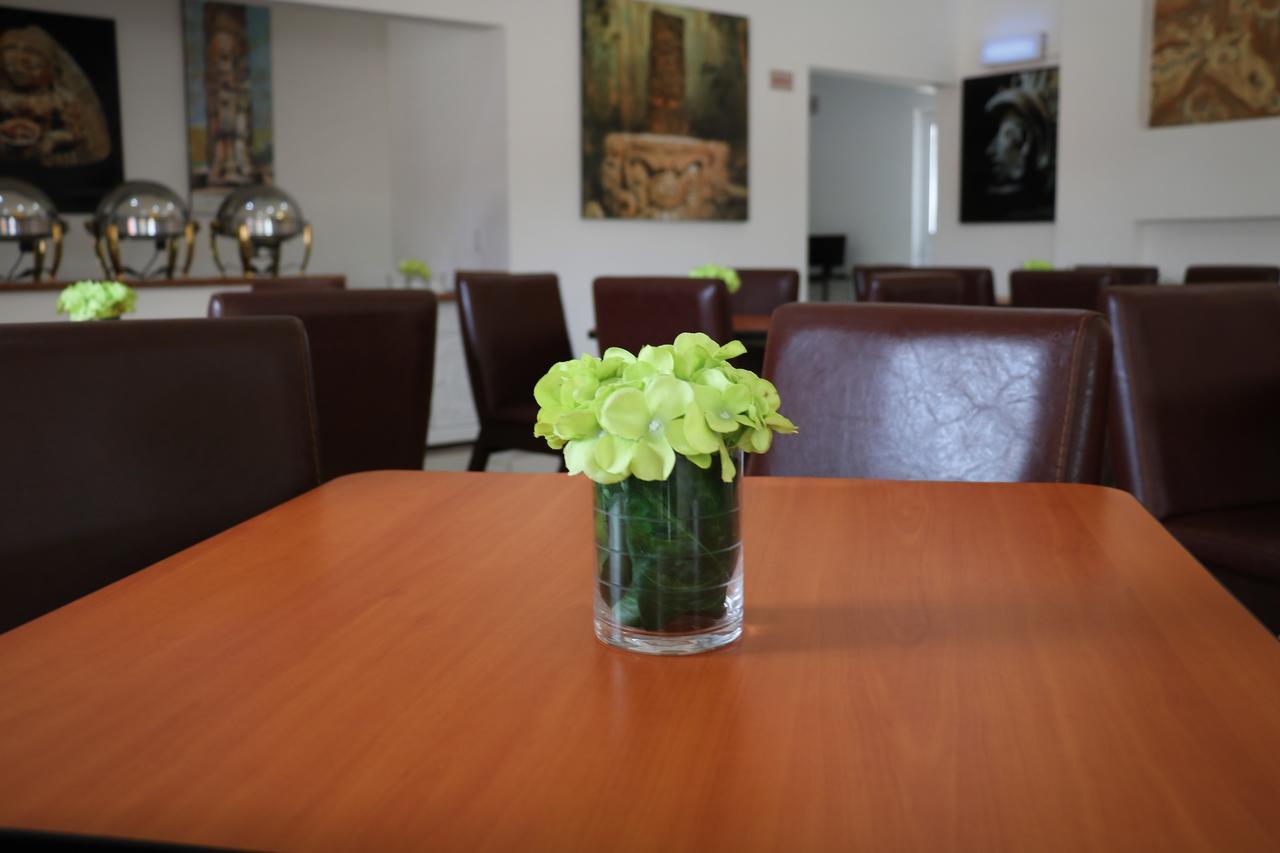 Zar Coatzacoalcos Hotel Buitenkant foto